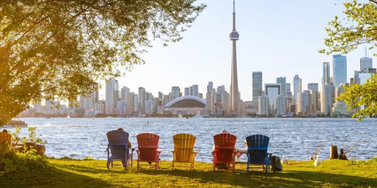 Day Trip From Toronto For Perfect Canada Vacation