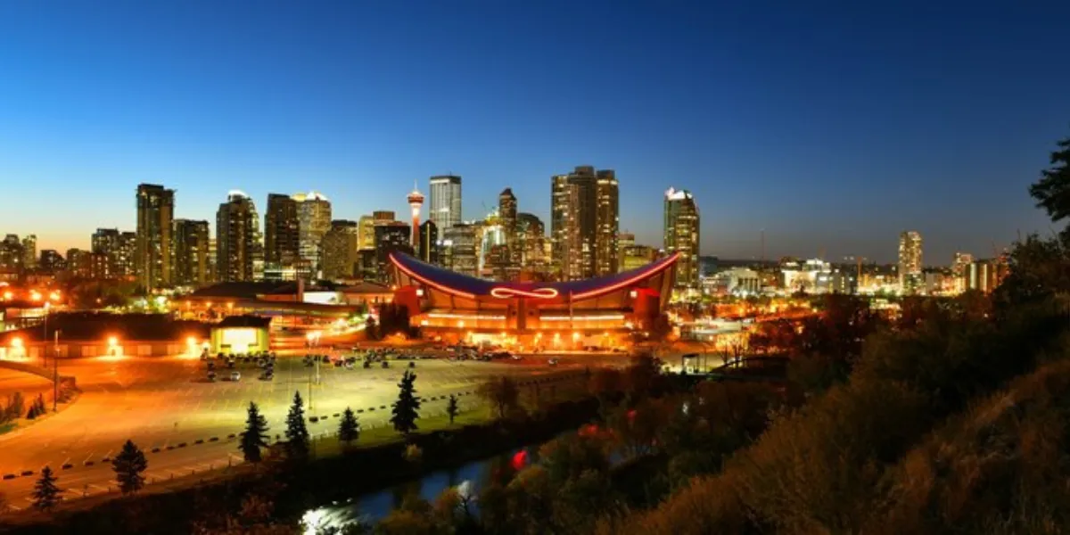 Best Places To Hangout In The Night To Experience The Nightlife In Calgary