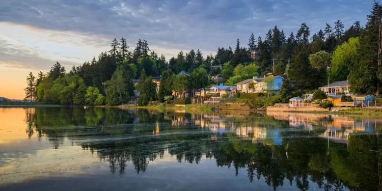 The Best Coastal Towns In British Columbia