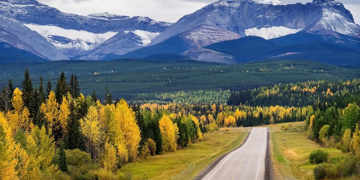 Top 8 Natural Wonders Of Canada