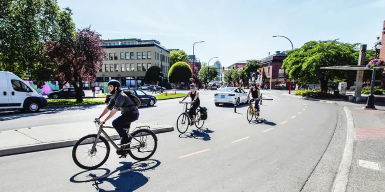 Which are the best cycling cities in Canada?